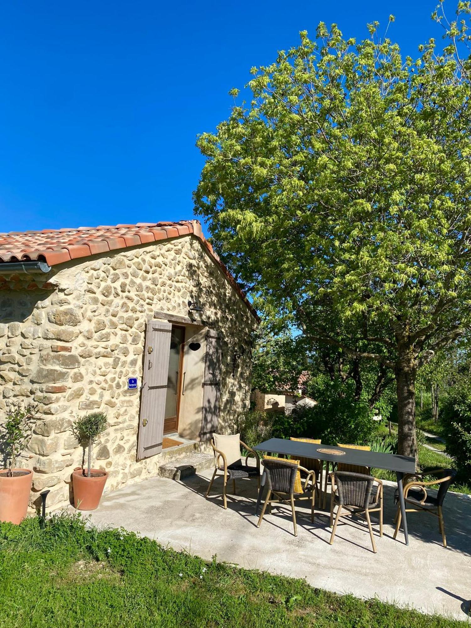 La Magnanerie En Provence Villa Niozelles Kültér fotó